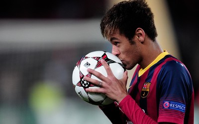 香蕉体育精华-C罗远射直挂死角